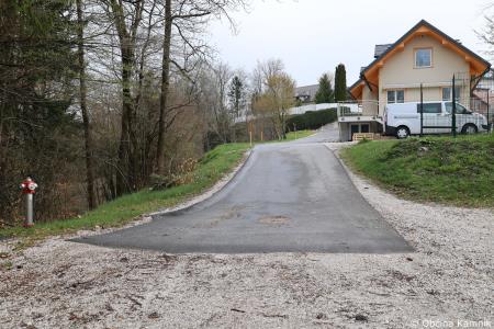 Odprtje dveh asfaltiranih odsekov javnih poti in nove kanalizacije v naselju Žale  (20)